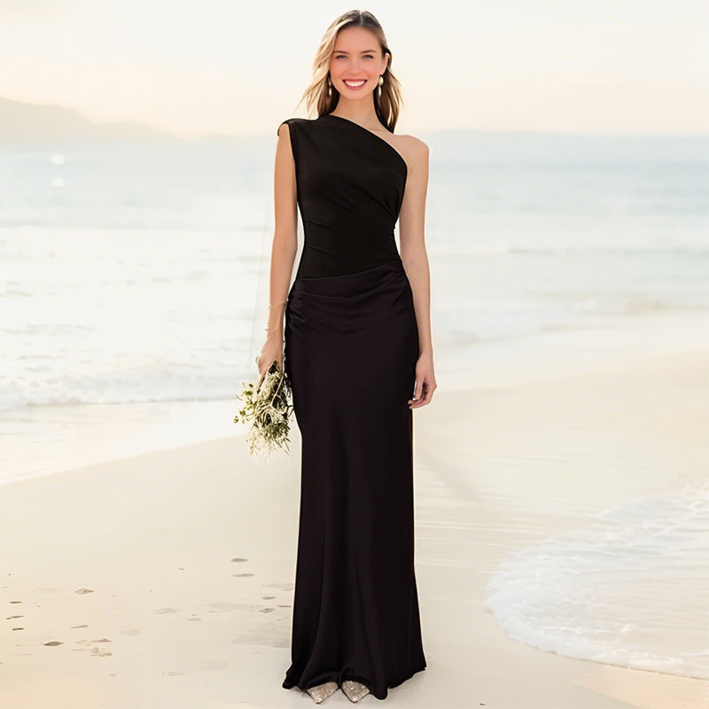 Vestido Longo Cetim Decote Diagonal Sem Mangas
