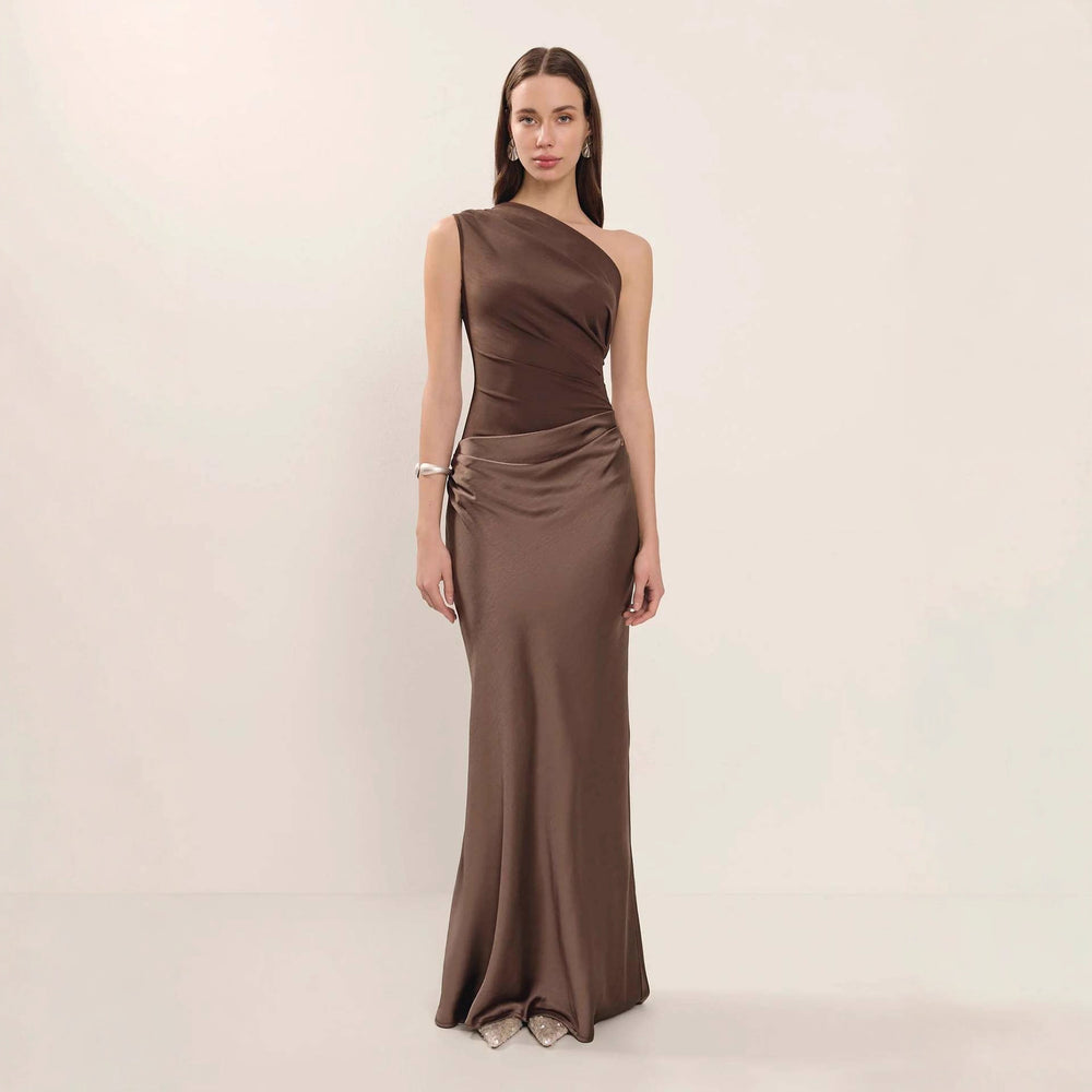 Vestido Longo Cetim Decote Diagonal Sem Mangas