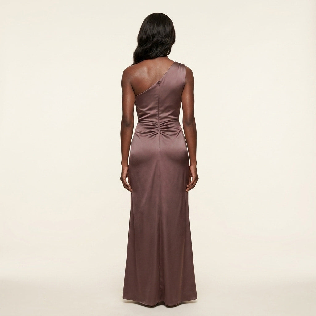 Melanina editorial image — back