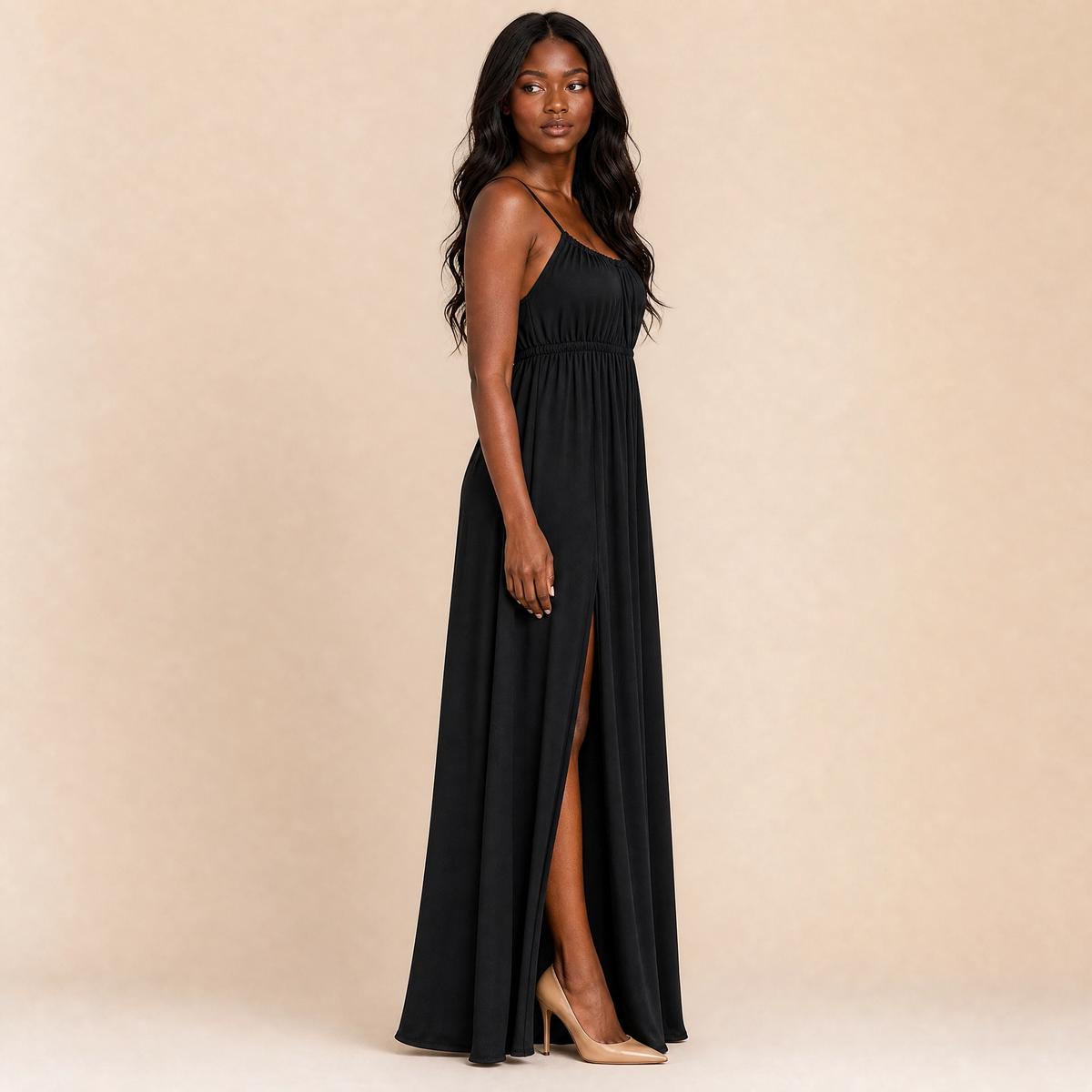 Vestido Solene de Costas Abertas